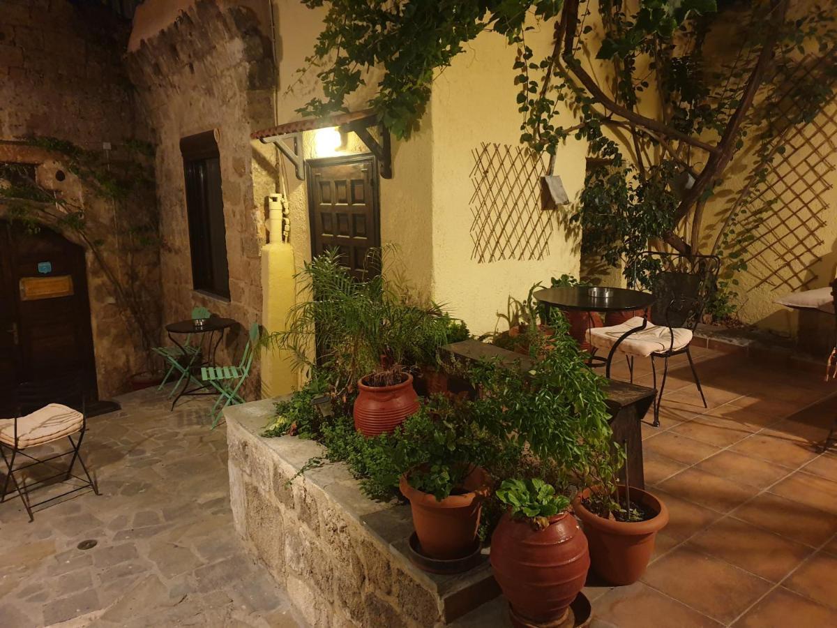 Chris Αpartments Old Town Apartment Rhodes City Ngoại thất bức ảnh